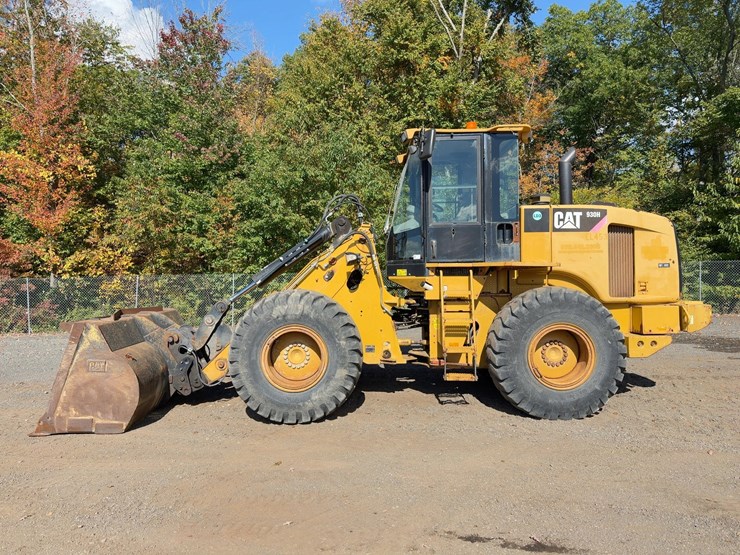 2010-caterpillar-930h-image-2
