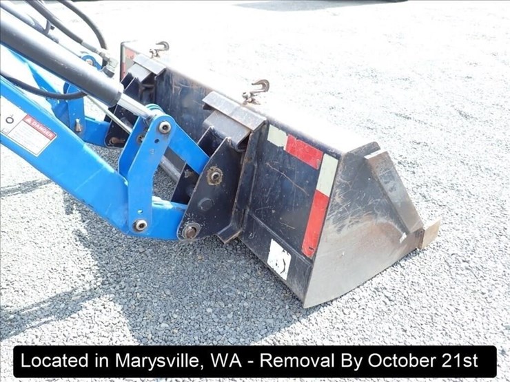 2009-new-holland-t2420-image-29