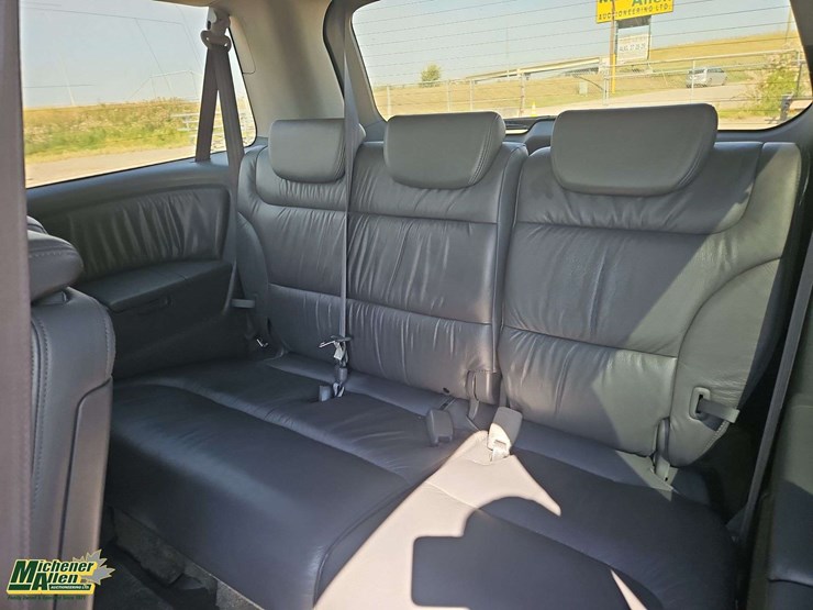 2006-honda-odyssey-image-14