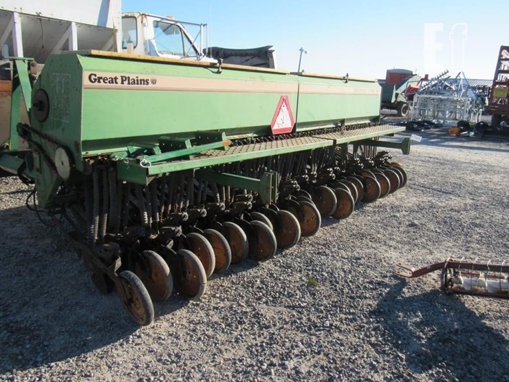 great-plains-solid-stand-15-image-1