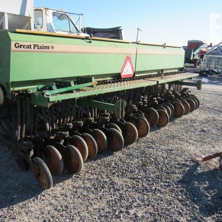 GREAT PLAINS SOLID STAND 15