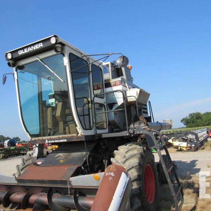 1983 GLEANER F3