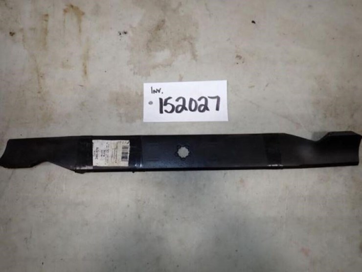qty-of-2-21"-lawn-mower-blades-image-1