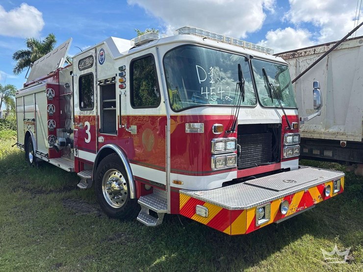 2019-e-one-pumper-image-2