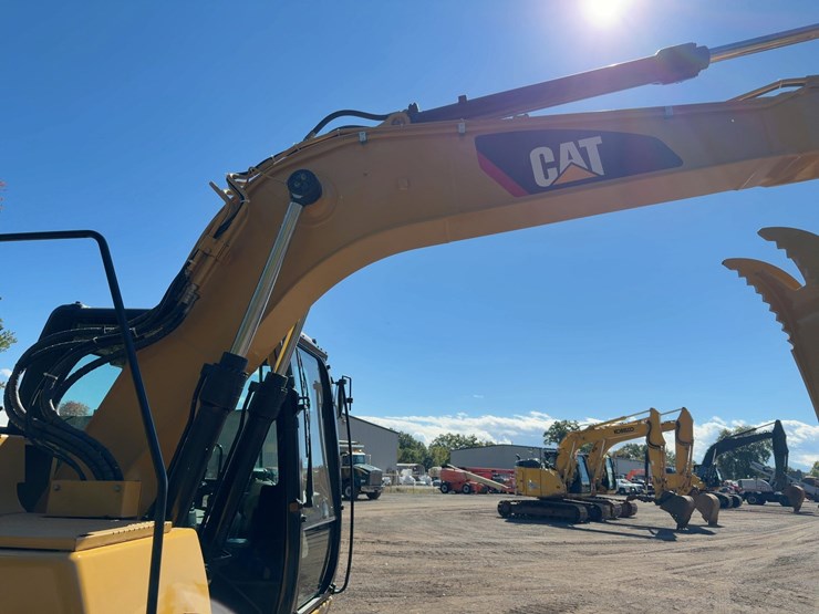 2016-caterpillar-311flrr-image-15