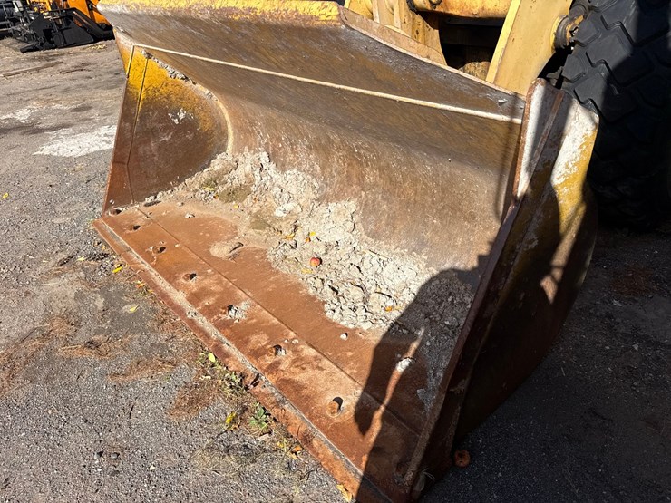 komatsu-wa320-image-10
