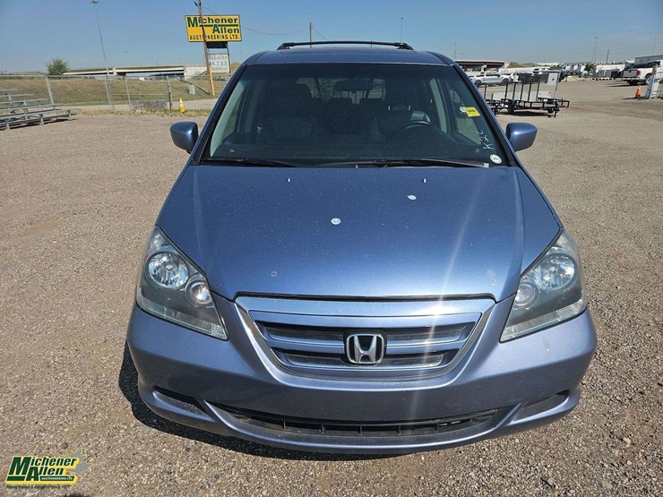 2006-honda-odyssey-image-8