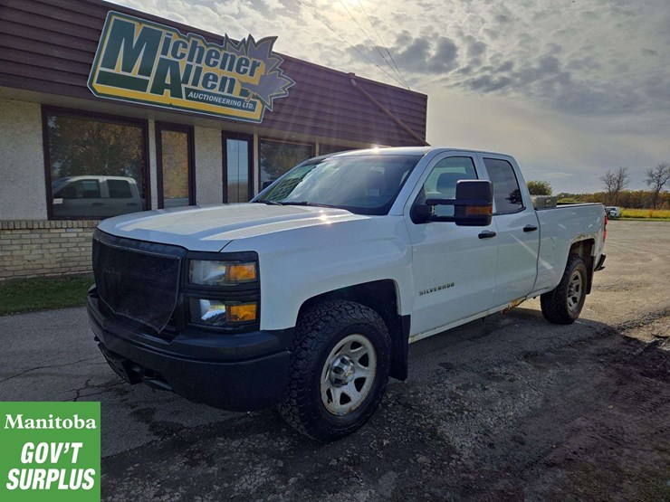 2015-chevrolet-silverado-1500-image-1