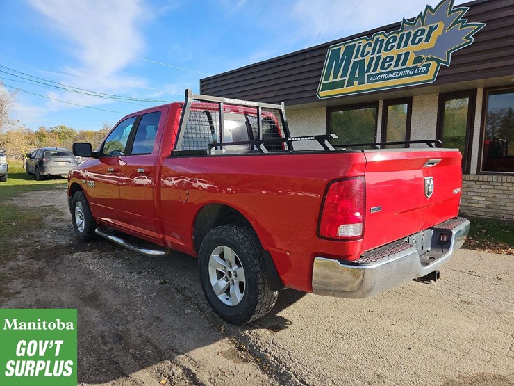 2015-dodge-1500-image-4