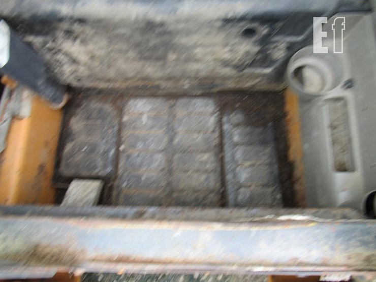 2013-case-sr200-image-8