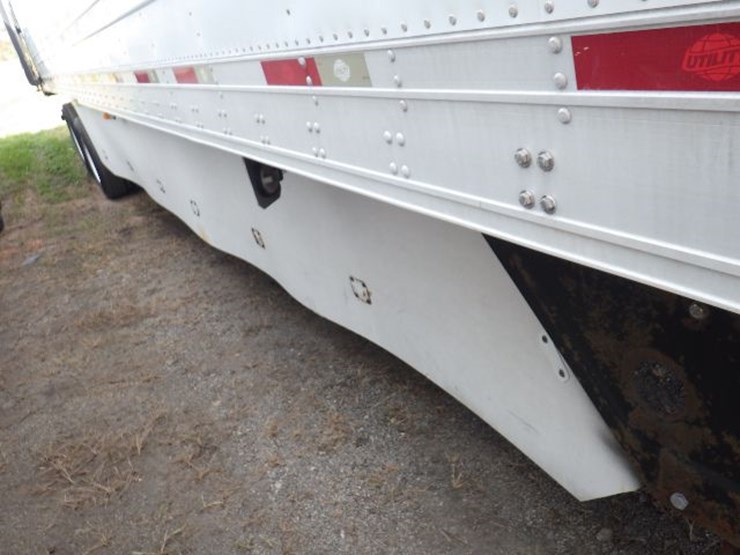 2010-utility-reefer-image-8