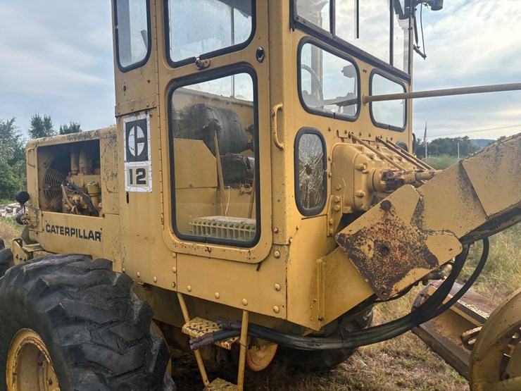 caterpillar-12-image-9