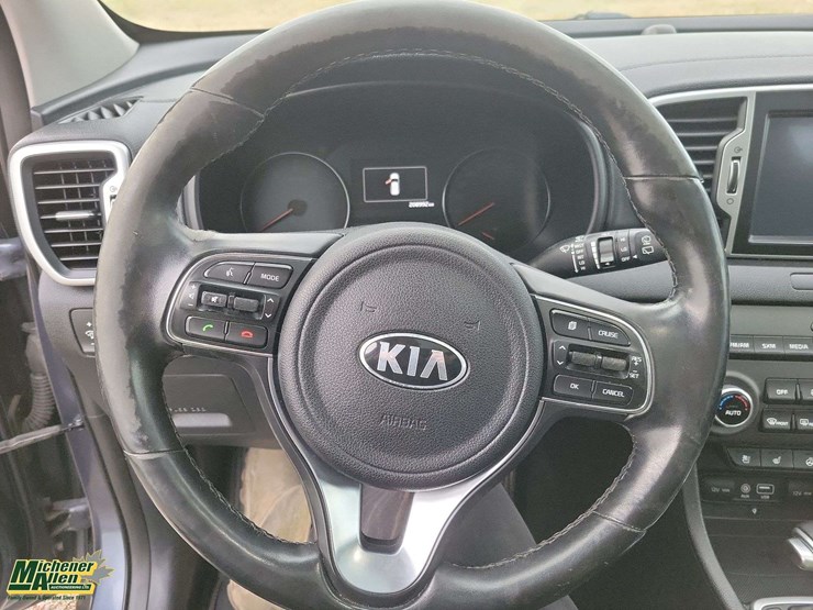 2017-kia-sportage-image-28