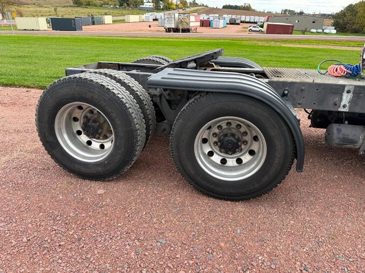 kenworth-t800-image-14