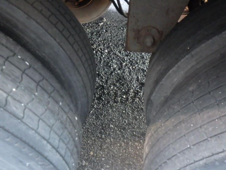 2013-utility-4000d-x-image-12