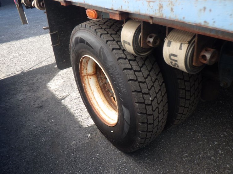 2014-kenworth-t370-image-4