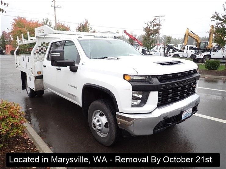 2021-chevrolet-3500-image-24