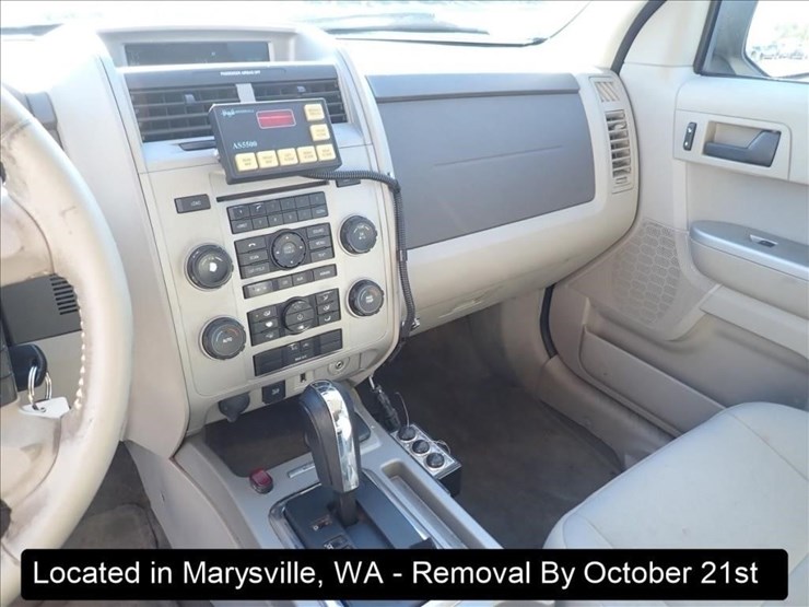 2012-ford-escape-image-8