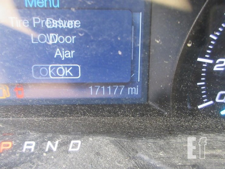 2014-ford-explorer-image-19