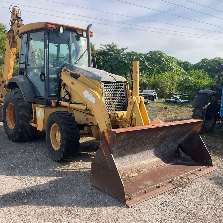 2003 DEERE 410G