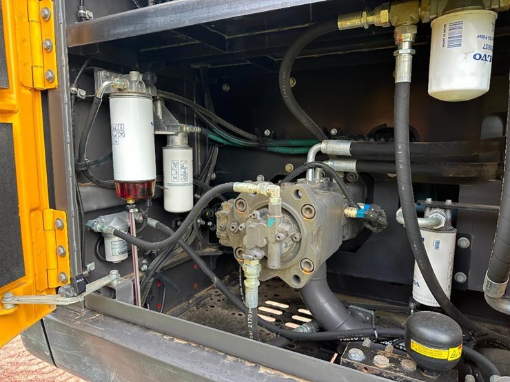 volvo-ec250e-lr-image-45