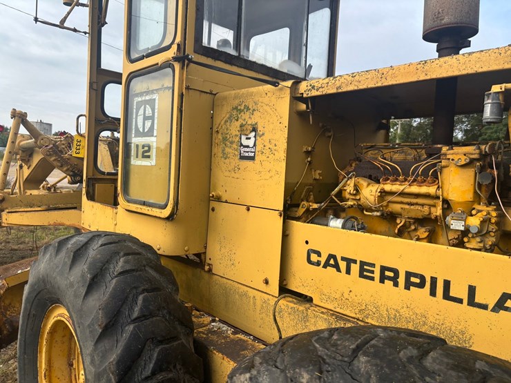 caterpillar-12-image-19