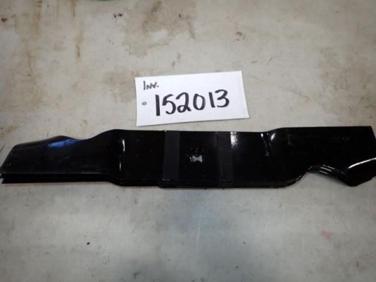 qty-of-3-18.25"-lawn-mower-blades-image-2