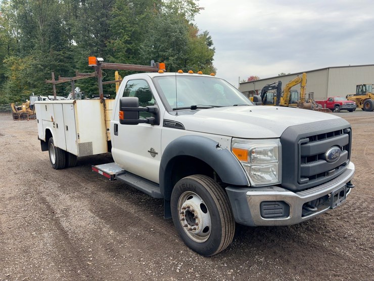 2015-ford-f550-xl-image-7
