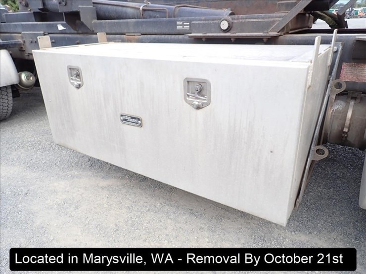 2008-kenworth-t300-image-34