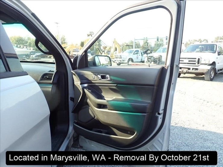 2013-ford-explorer-image-25