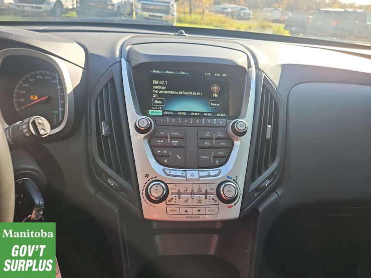2015-chevrolet-equinox-image-19