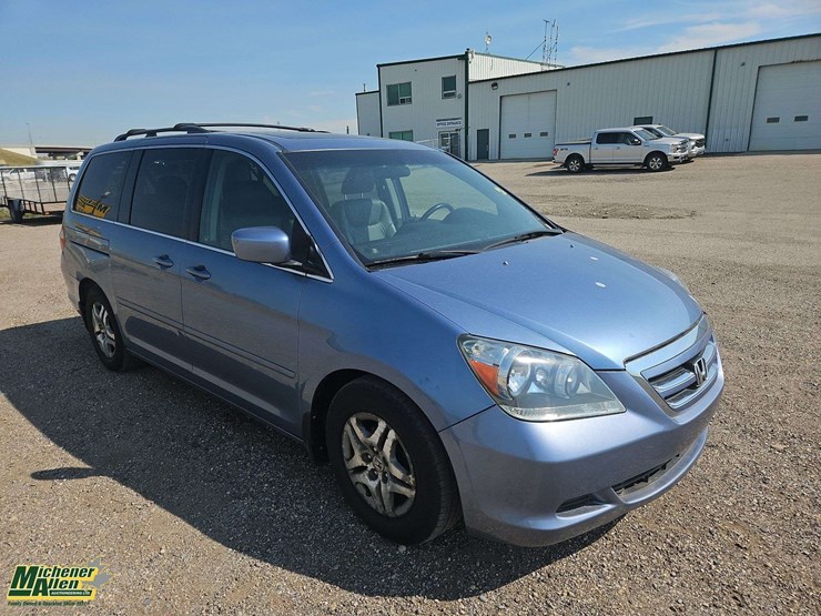 2006-honda-odyssey-image-2
