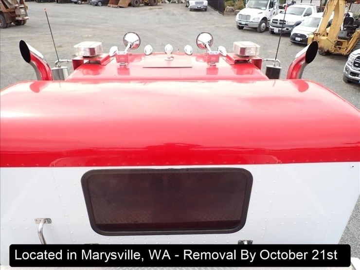 2005-peterbilt-379-image-31