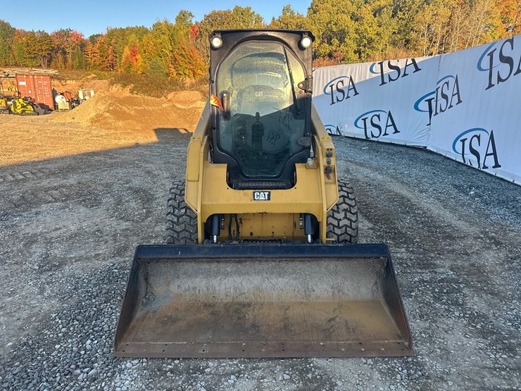 #2879-•-caterpillar-242d-wheeled-skid-steer-image-8