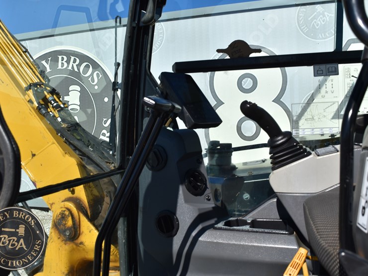 2023-caterpillar-306cr-image-60