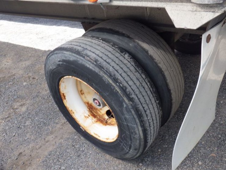 2002-benson-flatbed-image-18