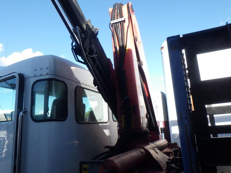 2014-kenworth-t370-image-12