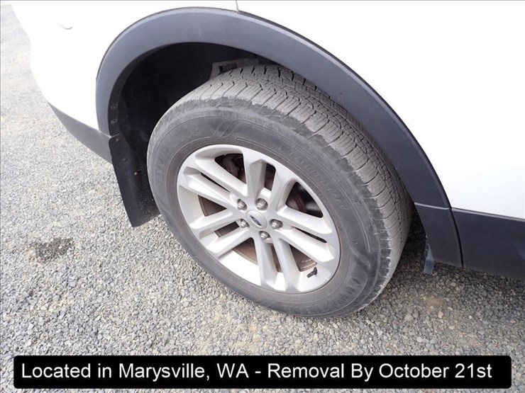 2016-ford-explorer-image-13