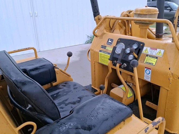 deere-350b-image-11