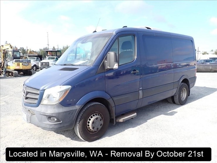 2015-mercedes-benz-sprinter-3500-image-1