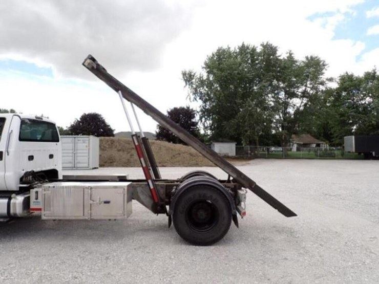 2023-ford-f650-image-60