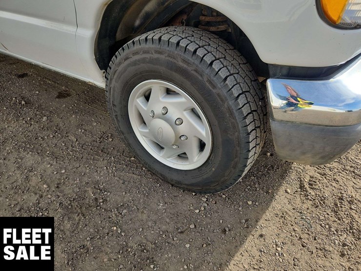 2003-ford-cargo-image-28
