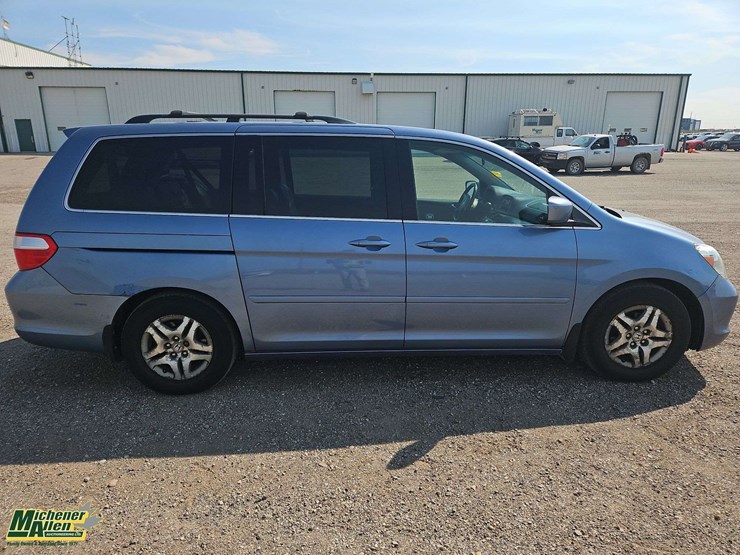 2006-honda-odyssey-image-7