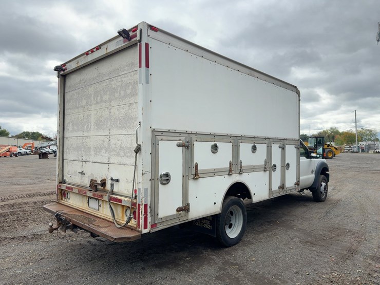 2016-ford-f550-xl-image-5