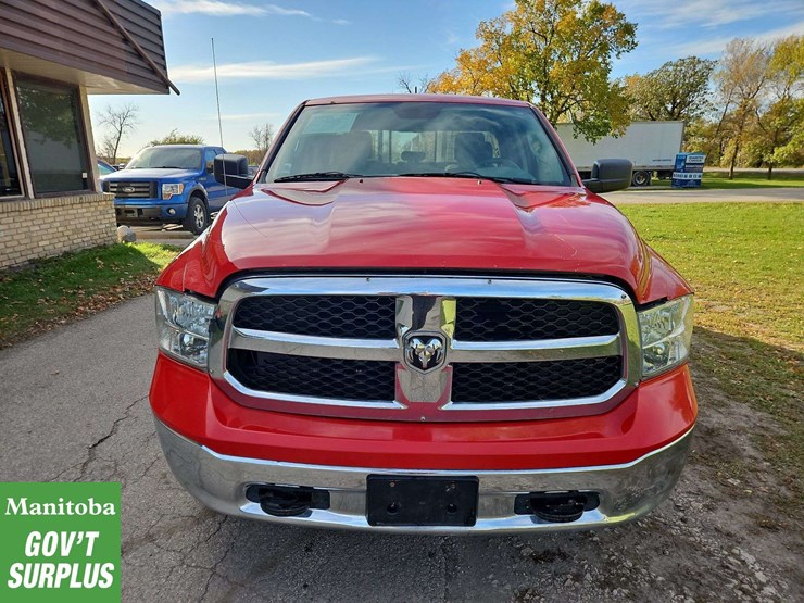 2015-dodge-1500-image-8