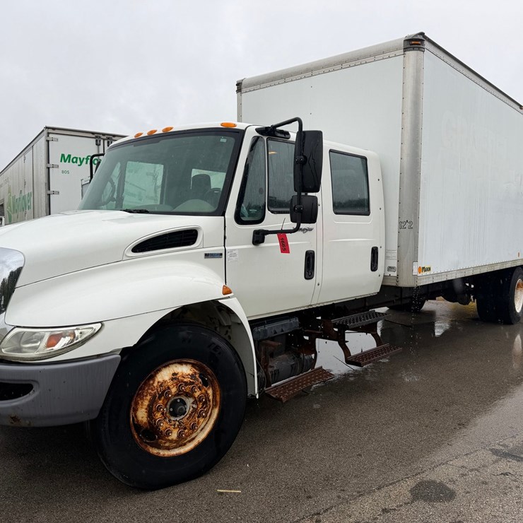 #1665 • 2008 International Navistar Box Truck