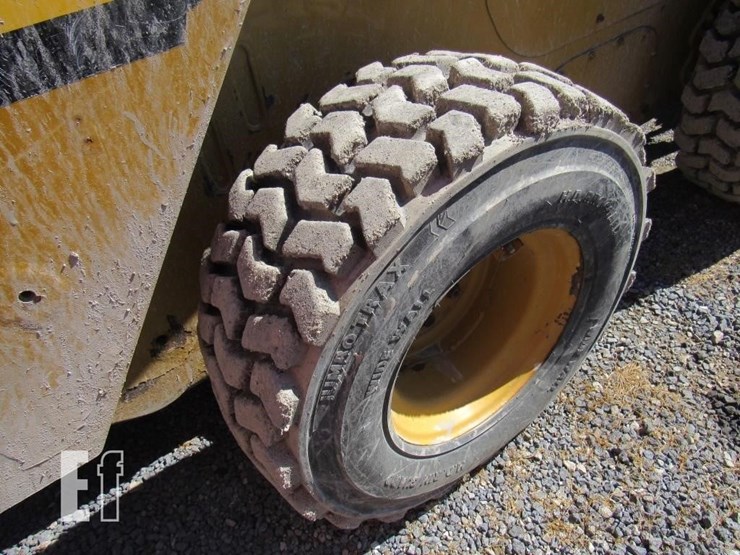 2014-caterpillar-272d-image-11