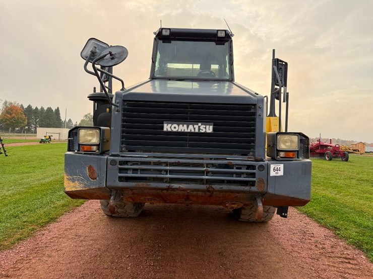 komatsu-hm350-2-image-16