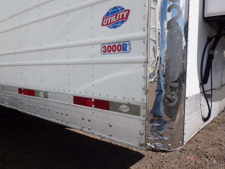 2012-utility-3000r-image-5