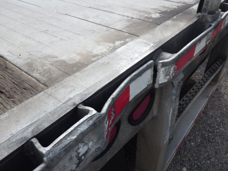 2002-benson-flatbed-image-15